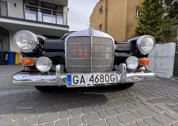 Mercedes-Benz Inny cena 78000 przebieg: 67000, rok produkcji 1966 z Gdynia małe 121